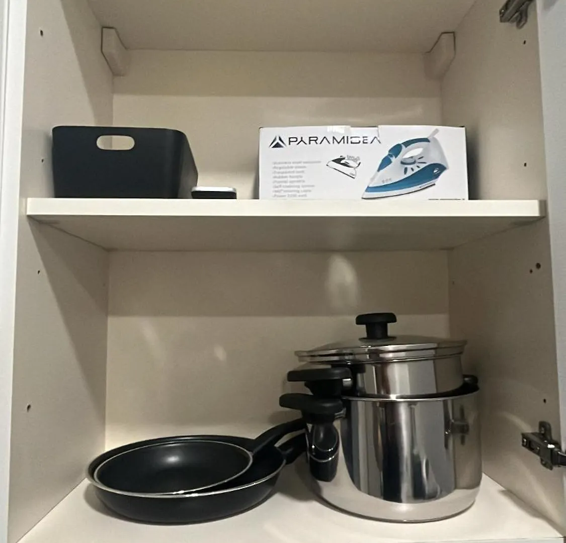 ナポリEssential Houseアパートメント イタリア