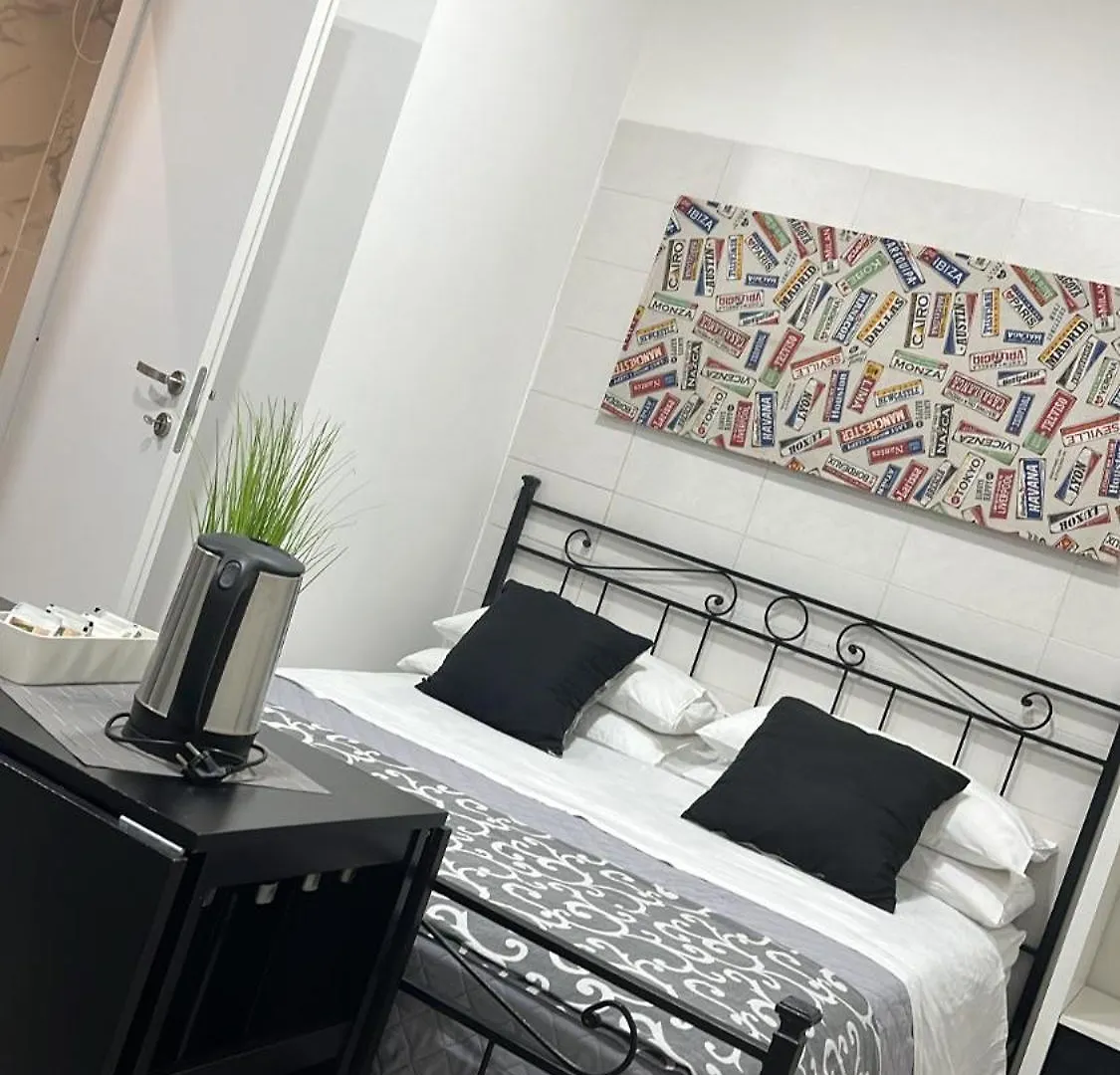 Appartamento Essential House Napoli